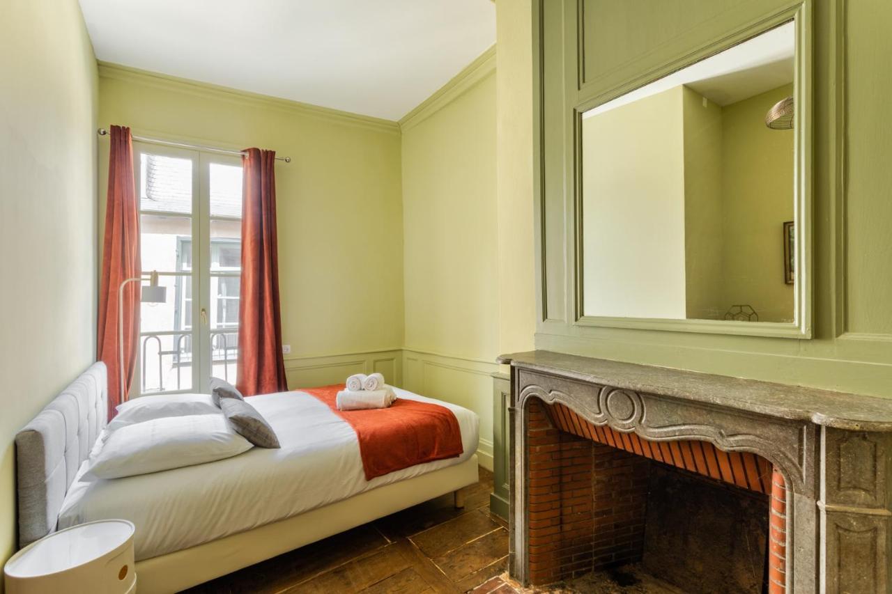 Dame De Coeur - Appartement Spacieux En Plein Centre Historique Рен Екстериор снимка